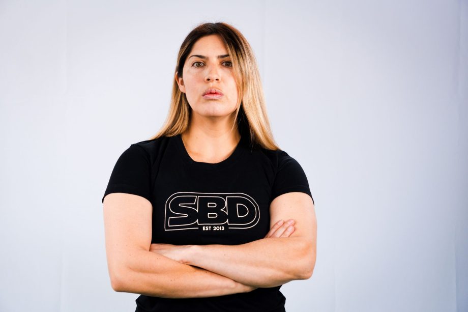 Polera SBD BRAND MOMENTUM